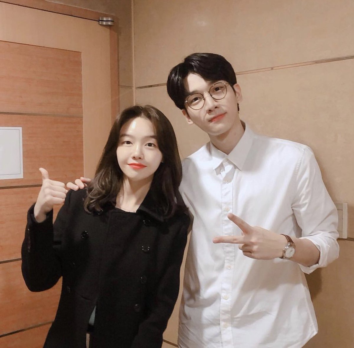 Ruby_Hyuk's tweet photo. 걸스데이 민아와 혁재구😲!!!!  @HSangHyuk https://t.co/bgxIOo7mEc