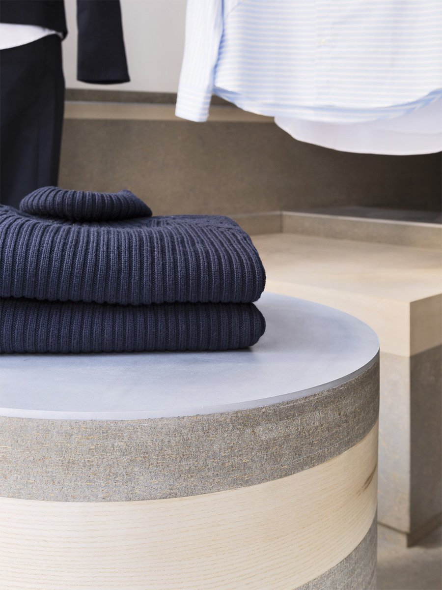 jailmake's tweet image. An insight into the #fabrication process behind the #shopinterior for @nselectionldn. Designed by #ArchitectureForLondon. Fabricated by #Jailmake. Inspired by rock stratification. Made from #Viroc, #Ash and #Aluminium. 
goo.gl/v52DKv