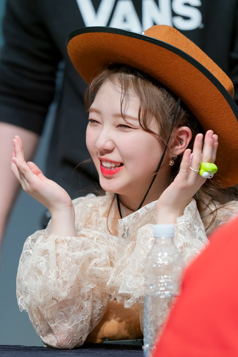 ツ #yeojin #여진