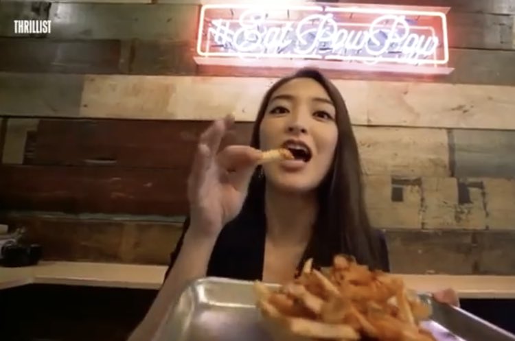 EatPowPow's tweet photo. Kim munching down from our @thrillist video [link in bio☝🏽] 🍟💃🏼 SO much fun! @sensiblestylista @nomtasticfoods #BestFriesDC #PlantBasedDC #DC #HstNE https://t.co/uMOjEUb5JR