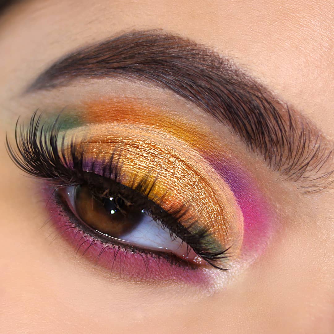 ajmakeupcorner's tweet photo. When you want to fit both neutrals and colors in one look ๐โจ
#udm_muas #beauty #eyes #colourful #cutcrease #makeuplooks #makeuplover #makeupjunkie https://t.co/snf7N1enwS