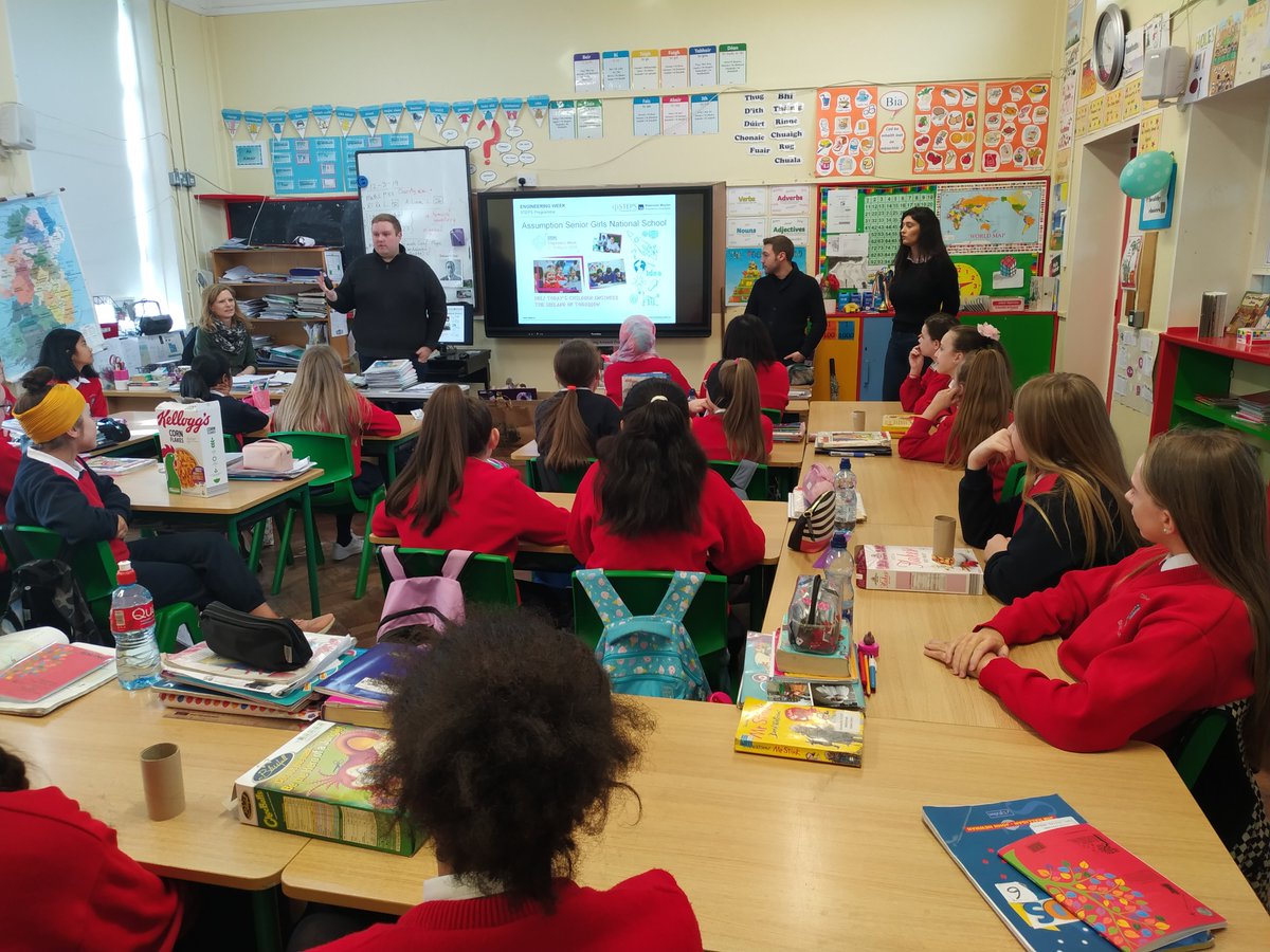 Waterman_group's tweet photo. Our team in Dublin had a great time visiting schools during Engineers Week earlier this month. We saw some very creative ideas, especially in the 'Egg Drop Challenge'. @EngineerIreland #EngWeek19 https://t.co/3lvatRrw0h https://t.co/inFy5bPKbs