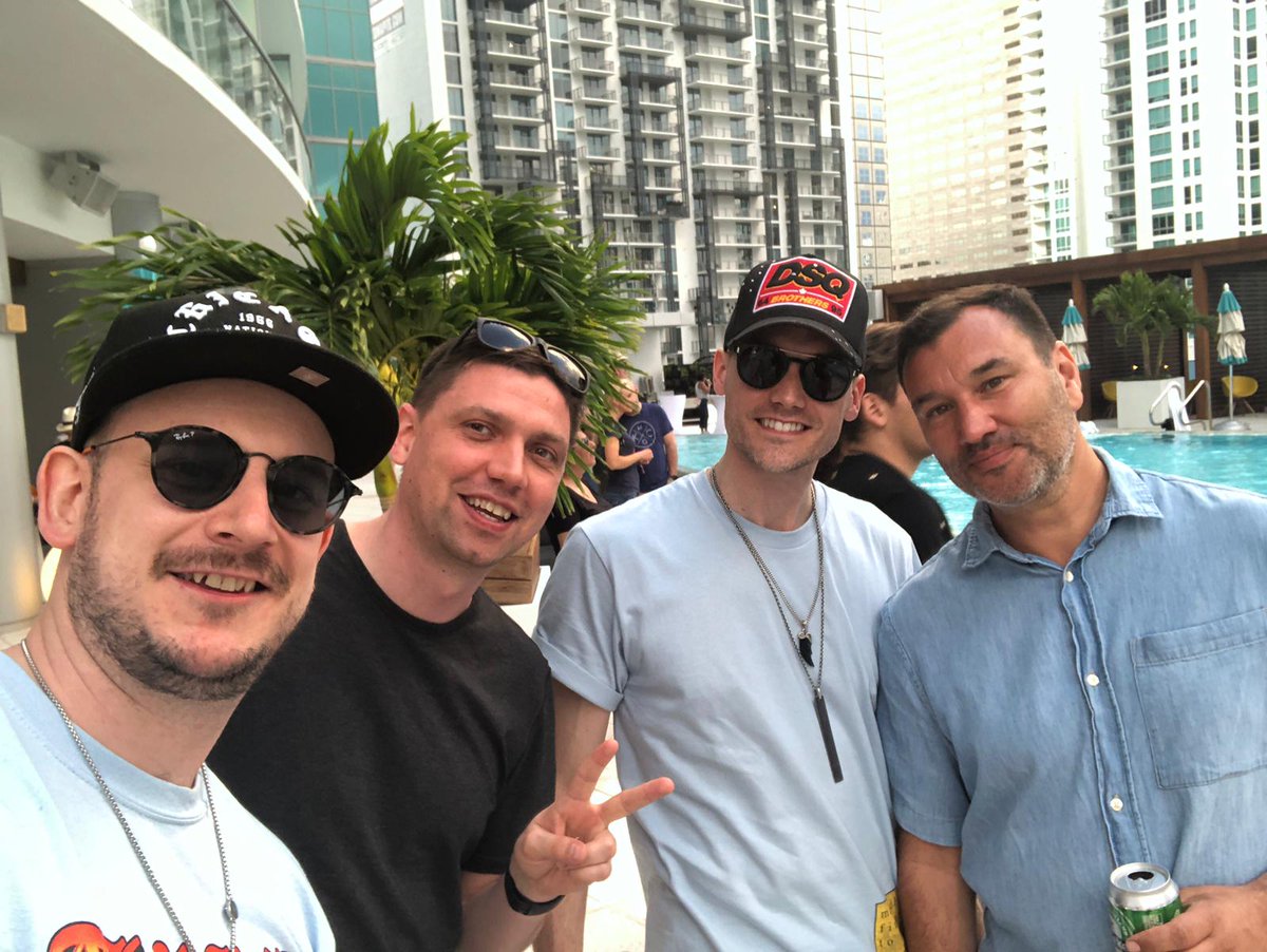 labelworx's tweet photo. Great to catch up with @jackbridges from @SoundCloud and @MrMarkLawrence...Link up ๐ #miamiweek #labelworxontour #linkup #soundcloud #musicmatters #miaminetwork #labelworx #musicbusiness #funandgames https://t.co/AGSfDVhIJK