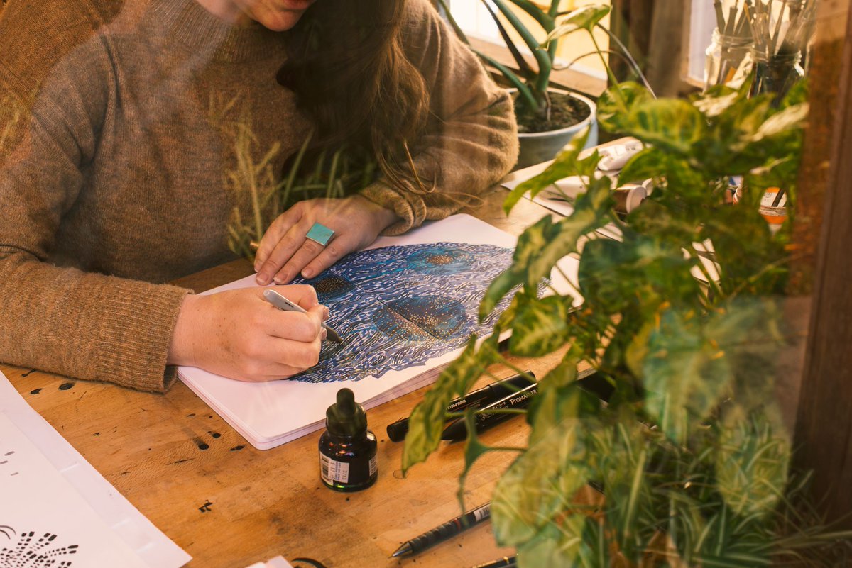 New favorite question for interviewees is: What is one thing you can’t live without while working on a project?@hallonatcarroll's answer is spot on!! "My hands!... Another big one for me is feeling aligned to my personal values." Full inspiring answer: bit.ly/2Fz84UC