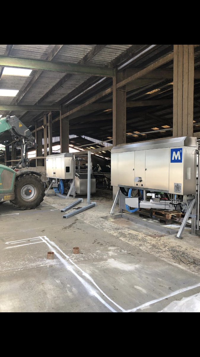jamesholdingeng's tweet image. So far so good at Mr Parker’s ready to be bolted down🤗 a bit of a different setup to are usual but still looking forward to seeing this up and running 🐄👨‍🌾 #m2erlin #farminglife #RoboticLife