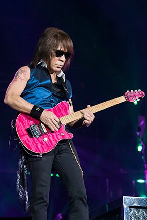 Happy Birthday to Mr. Tak Matsumoto!!
We love ya!!    