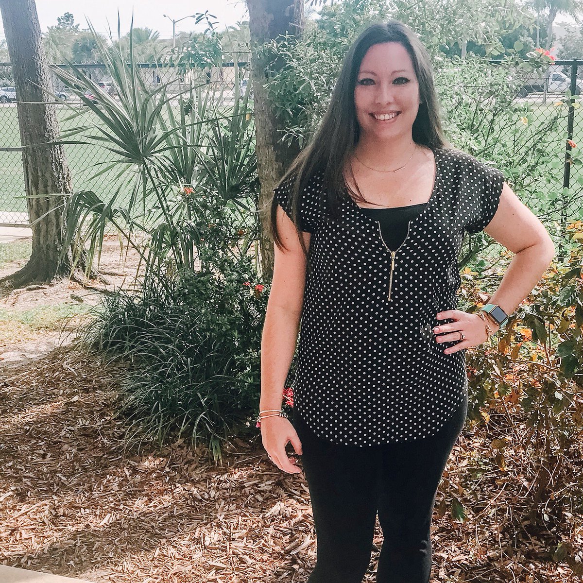 JohnCarrollHS's tweet photo. Welcome alumna Julie Kendall (2003) home to JC as our new Head Cheer Coach! // 4-time NCA All-American Cheerleader, 2-time COA All-American Cheerleader + 2-time COC National HS Cheerleading Champions at JC (2002 + 2003)! 💙💛 | #jchsramfam #jchsathletics #jchscheer https://t.co/Lp7ZlDubo1