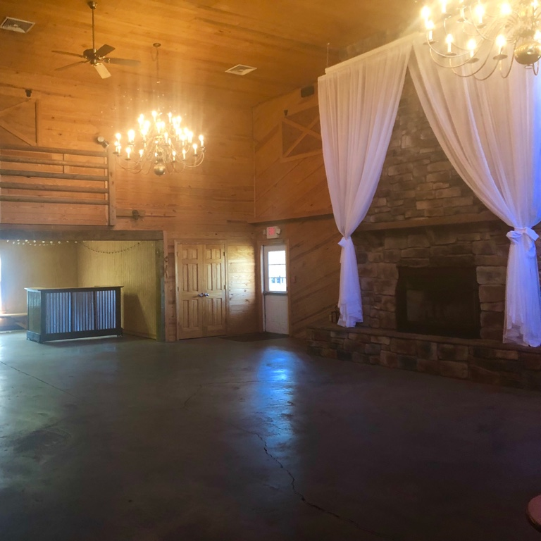 EventsByRelish's tweet image. Medicine Wind Farm is a beautiful event center outside of Summerville. We did a recent site visit and can’t wait for our first wedding there on August 23rd! Interested? We would love to tell you more and can even offer Day of Coordination!