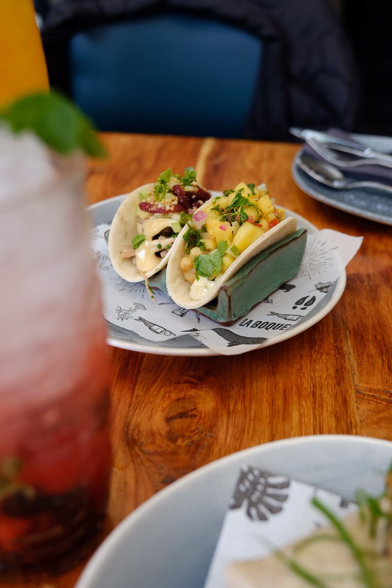 Looking for a funky new spot to grab lunch? I recommend you pop in at @LaBoqueriaJozi - They have a lunch menu packed with light, healthy options including drinks that is available weekdays from 12h00 - 16h00. 

#LunchAtLaBoqueria #VeganOptionsAvailable