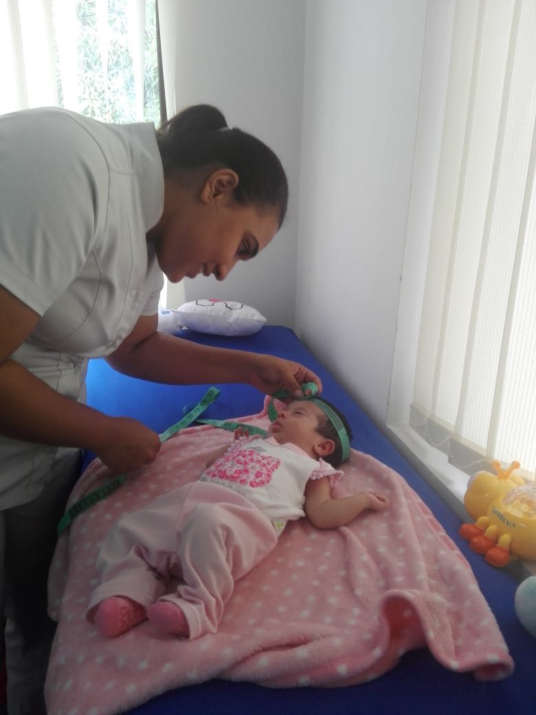 JEFSAFAC's tweet photo. #TipsSaludablesJEFSAFAC | Sabías que realizar el Control de Crecimiento y Desarrollo en los niños desde que nacen, ayuda a detectar a tiempo cualquier alteración del estado nutricional,su estado cognitivo y motor? Qué esperas? Llama y programa tu cita #ESMFAC @FuerzaAereaCol https://t.co/s9yo9Ug0A9