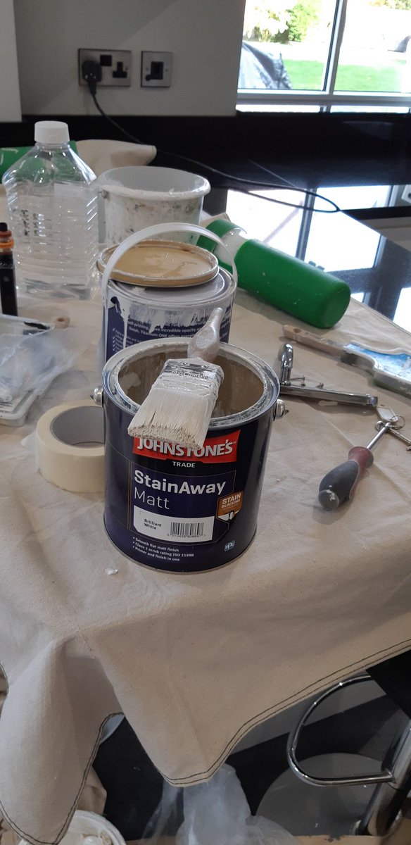I was a bit sceptical about using this @JohnstonesTrade #SatinAway Matt whether it would work or not! Well....  blow me down! Covered the waterstain 100% I might just start using this paint on all ceilings now. #Nomorestains #QualityPaint #JohnstonesTrade