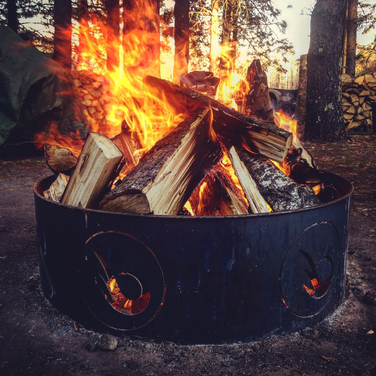 🔥Cheers to #campfires and #coldones