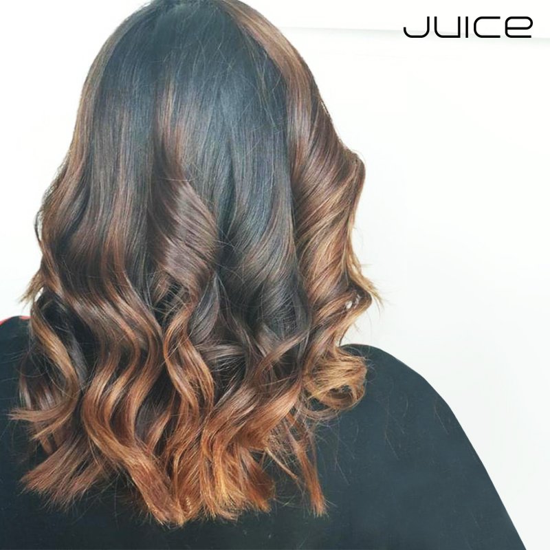 Juicesalon's tweet photo. The easy breezy waves and the gorgeous hair colour is enough to keep you in the spotlight
Visit our salons to get the perfect styling experience!
For appointments, call 022 2605 2641 or drop in a message
.
.
.
#juicesalons #juicepali #haircolour #highlights #balayage #hairtrends https://t.co/I72TXgNFfo