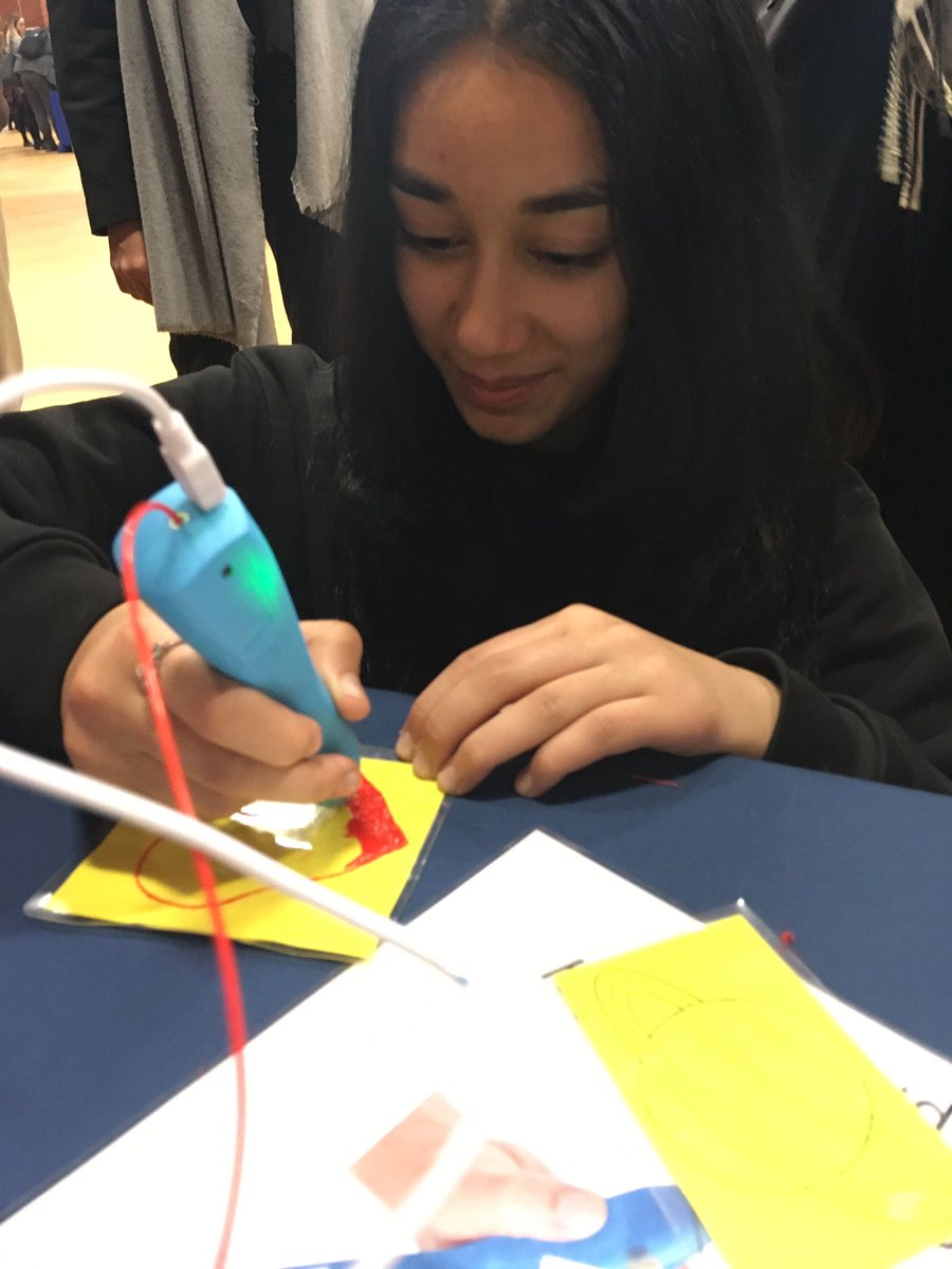 AMRCTraining's tweet photo. Here come the girls! Amazing atmosphere here at the #girlsinstem event today! #amrcstem #apprenticeships #engineering @AMRCSTEM @sheffielduni @TUOSWomenEng https://t.co/kGxSf0IPOT