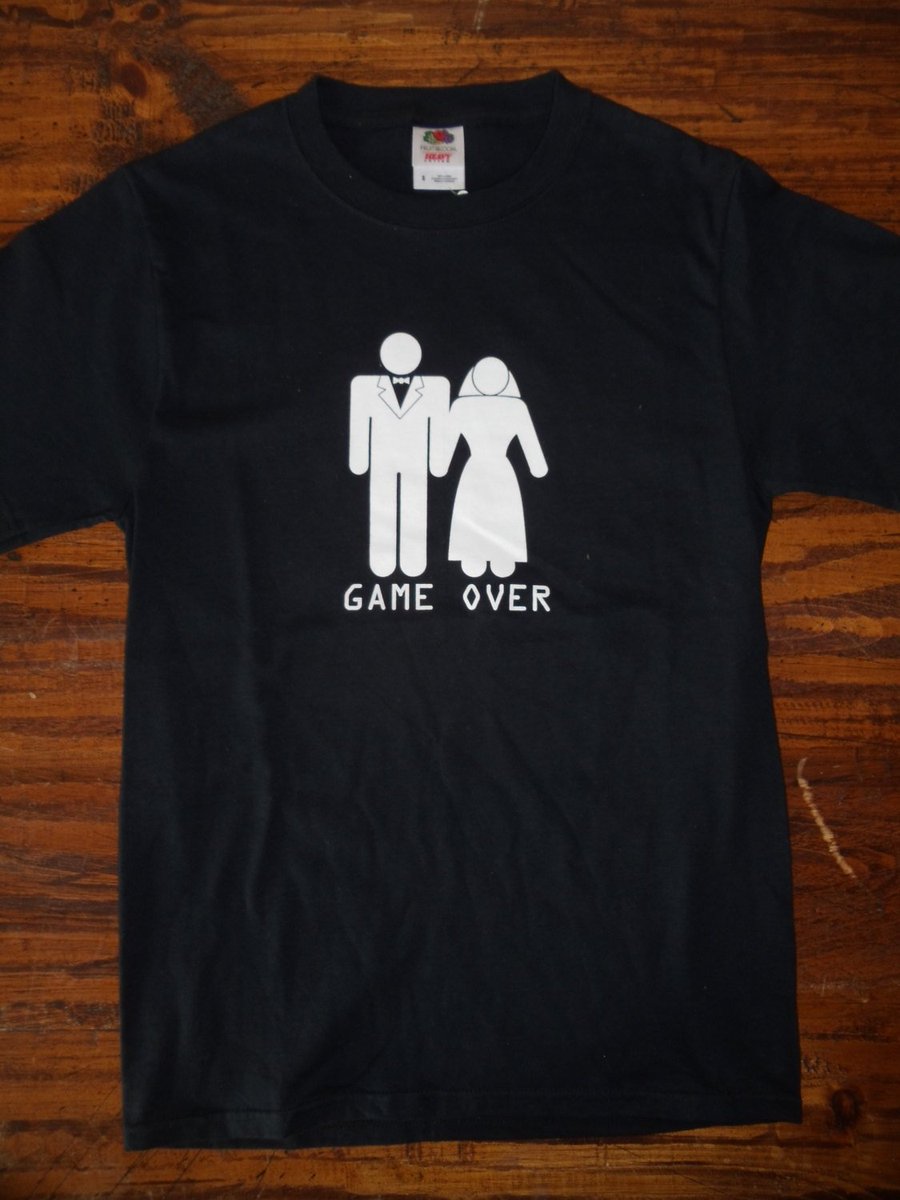 LVT802's tweet photo. Congratulate your newly married friends!  https://t.co/LvM2AI9RCS #clothing #shirt #gameovershirt #weddingshirt #wedding #lol #justmarried #gameover #gettingmarried #funny #humor #laughing #bride #groom https://t.co/nAV3cP71SR