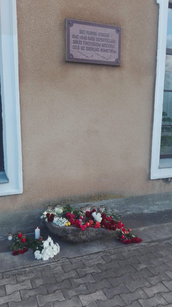 Aizvadīts komunistiskā genocīda upuru piemiņas brīdis. plavinunovads.lv/lv/jaunumi/aiz…