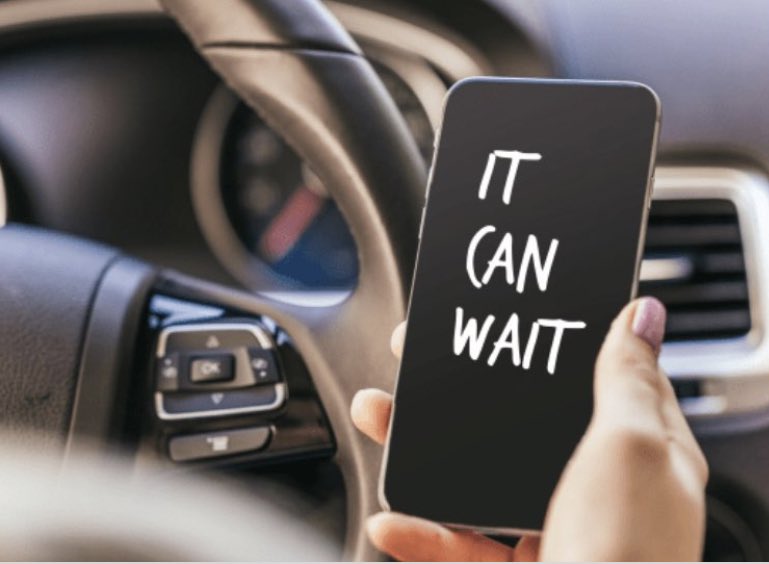 Driver texting while driving stops at a red light. Now holding cell with both hands texting away smiling &amp; laughing while focusing on a cell phone. I get out tap on the passenger window. Smile to frown that fast. $615, 3 points, 3 days licence suspension #itcanwait #pappystips