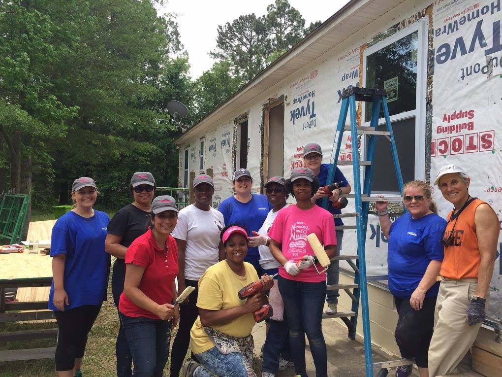 MidlandsHabitat's tweet image. Women Build 2019 kicks off on April 4 at 8:15 in Columbia!  This build encourages women to make a difference by building homes and communities and it's also a whole lot of fun! Find more info here: facebook.com/events/2245452…
