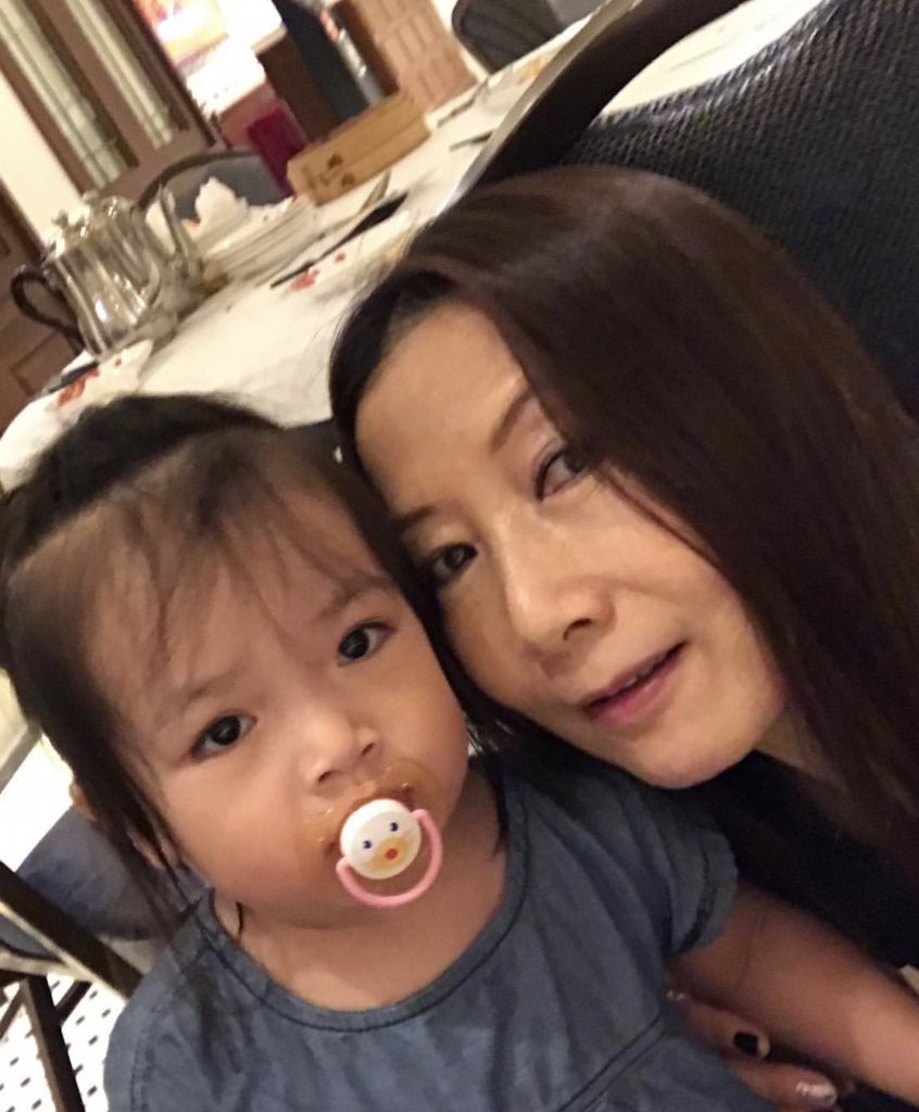 tuanxcoco's tweet photo. 💛👧🏻💛 https://t.co/4kjW3Vi0Sr