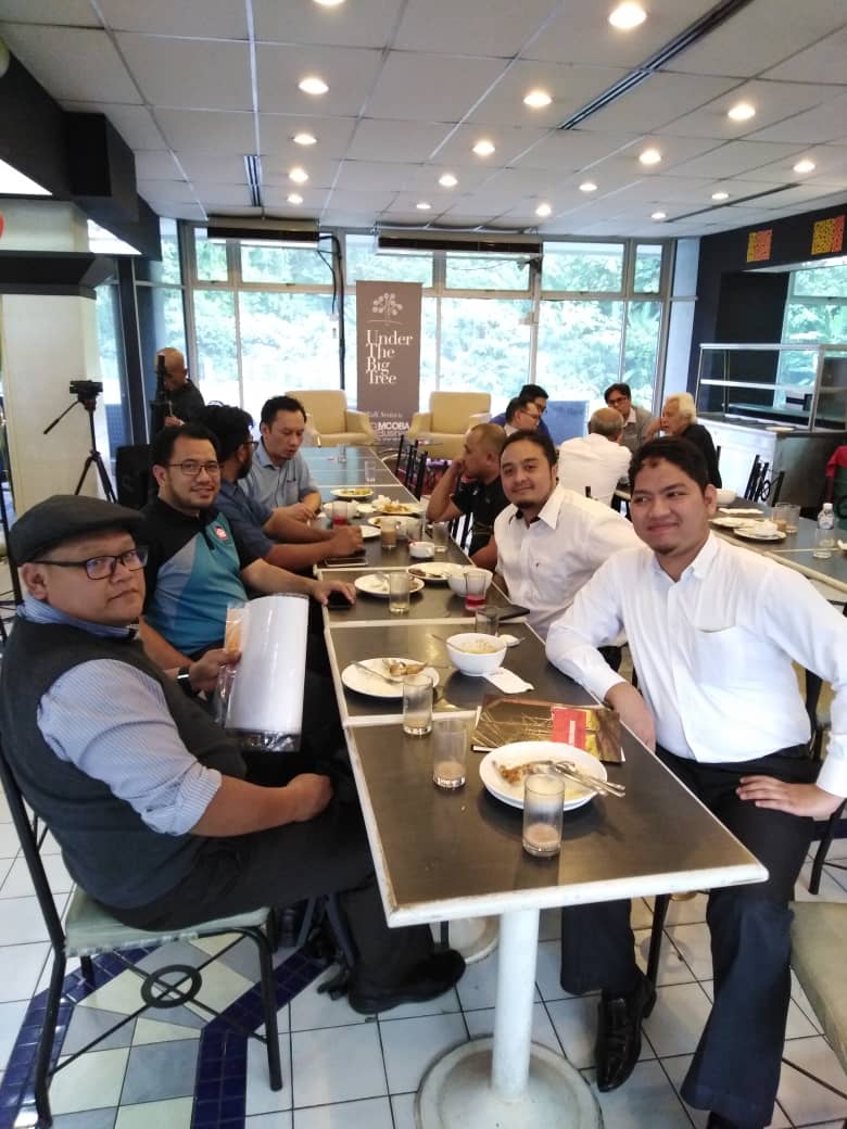 mymcoba's tweet photo. 🌳 UNDER THE BIG TREE - VOL. 1
Digital Transformation, Opportunities for Startups & Small Business
📆 27/3/2019 (Wednesday)
🕘 3.00pm
📌 Ground Floor Cafe, MCOBA Building
Guest Speaker:
Megat Jalaluddin (C'82)
Chief Retail Officer, TNB
#UnderTheBigTree #mcoba #mckk #koleq https://t.co/W3OafPTzI7