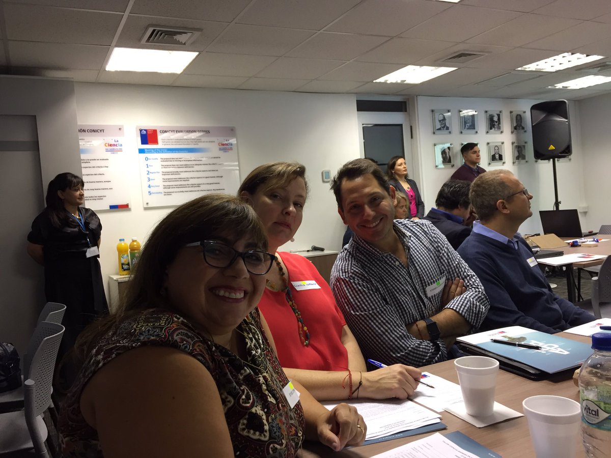Biopacific's tweet photo. Primer taller de vinculación ciencia y empresa en inocuidad y calidad alimentaria @Biopacific @autonomadechile @iniachile @EvelynSilvaMor2 Apoyando a nuestra investigadora! https://t.co/oOXcmhAPYk