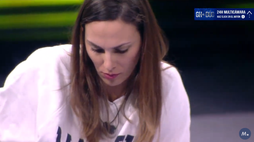ghoficial's tweet photo. ¿Qué señal prefieres ver?

🔄 Sofía en el jardín
❤️ Kiko e Irene en la prueba semanal

#GHDÚO27M https://t.co/cNRG7yK950