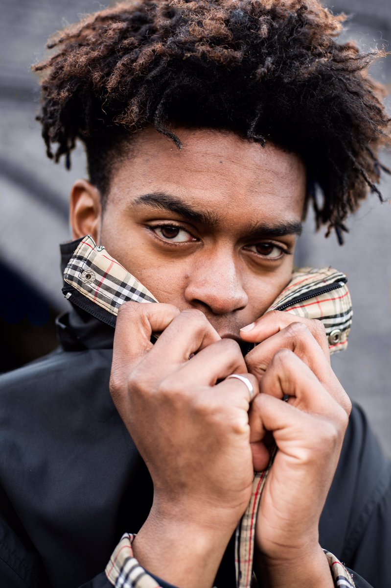 RodhamLuke's tweet photo. Yesterday I captured one of my favourite images I’ve ever taken. For this shoot I took inspiration from Alasdair McClellan and his work for Burberry. #burberryspringsummer19 #burberry https://t.co/T602Uz4WvL
