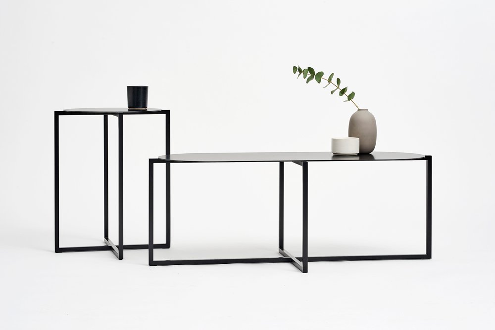 journaldesign's tweet photo. Spot Coffee Tables, tables minimalistes par Marta Adamczyk de Moskou Studio
Infos &amp; photos ici: https://t.co/ezw97OTv1G

#design #furniture #table #minimalism #black #deco #home #indoor #steel https://t.co/2HFiLCOuz6