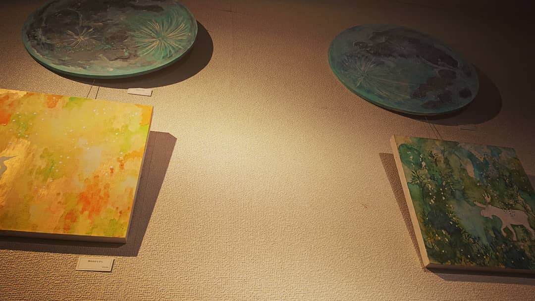 naopop1228's tweet photo. 打ち合わせも兼ねて、中川和寿さんが個展をされている榴岡のteatoさんにお邪魔してきました。
中川さんにも新譜お渡しできました!
素敵な絵が並んでおりました。
そしてナポリタン美味!!
3/31までのようですので、仙台のみなさま是非^^
#teato #中川和寿 #なおポップ https://t.co/hp9XrK4BWW
