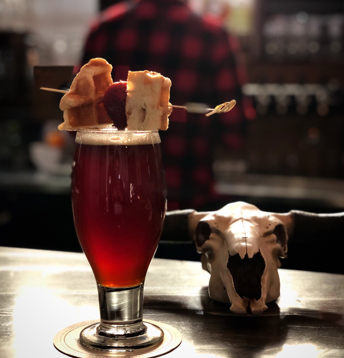 OrleansBrewing's tweet photo. Our #dessertbeer is here!!! Introducing our #newbeer Walnut Rum Cake porter. #dessertinacup #craftbeer #beer #biere #porter #walnutrumcake #ottawa #Orléans TAPROOM OPEN – from 11:30am until 8pm weekdays and 10pm on weekends https://t.co/nRnpz3INpZ