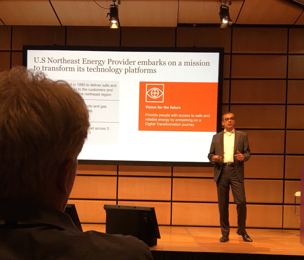 DDenkhaus's tweet photo. Business Agility break out session Platform Micro Focus Universe 2019 #microfocusuniverse #pwc #microfocus #businessagility #digitaltransformation #poweringdigitaltransformation #alliance #intelligentdigital #business #devops Munawar Lakdawala https://t.co/YSD7hT8VpT
