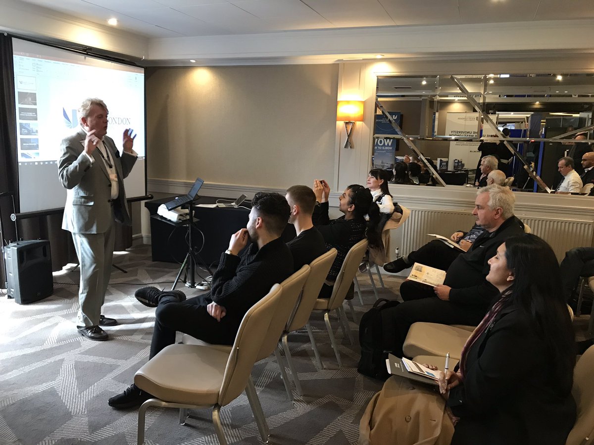 EalingBizExpo's tweet image. #EalingBizExpo #ExpoDay
5. Business Talking 2

The Westmont Enterprise Hub audience got a chance to be impressed by presentations by hub incubatees @CurrentFuture_ (music PR), @plughire_app (music portfolio app), and female-entrepreneur-in-residence @SukhiJutla of @Market_Orders