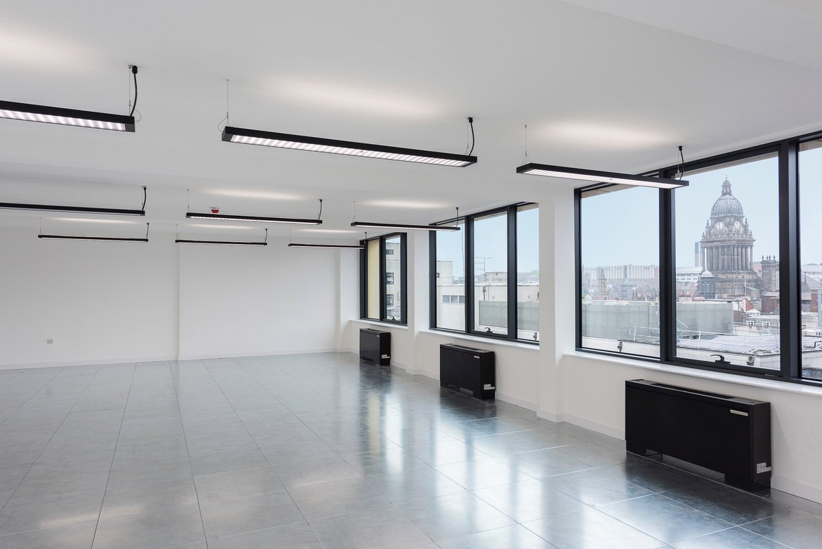 wsbproperty's tweet photo. Education provider takes 5,500 sq ft city centre office space
https://t.co/bAw3NFxvLs https://t.co/W2RxgCG6cg