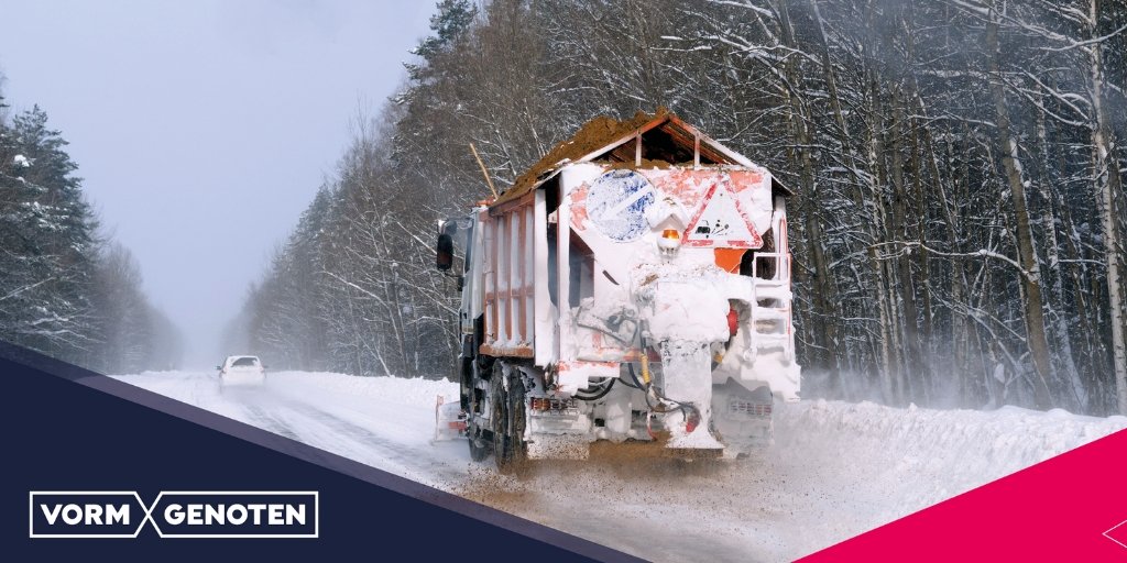 De lente is net begonnen, maar wij zijn door een mooie opdracht van <a href="/Rijkswaterstaat/">Rijkswaterstaat</a> en <a href="/ANWB/">anwb</a> alweer bezig met de winter ❄️ Maar liefst 546 strooiwagens krijgen een nieuw, opvallend jasje. Da’s nie flauw! Volgende week mogen we de ontwerpen ein-de-lijk delen, stay tuned…