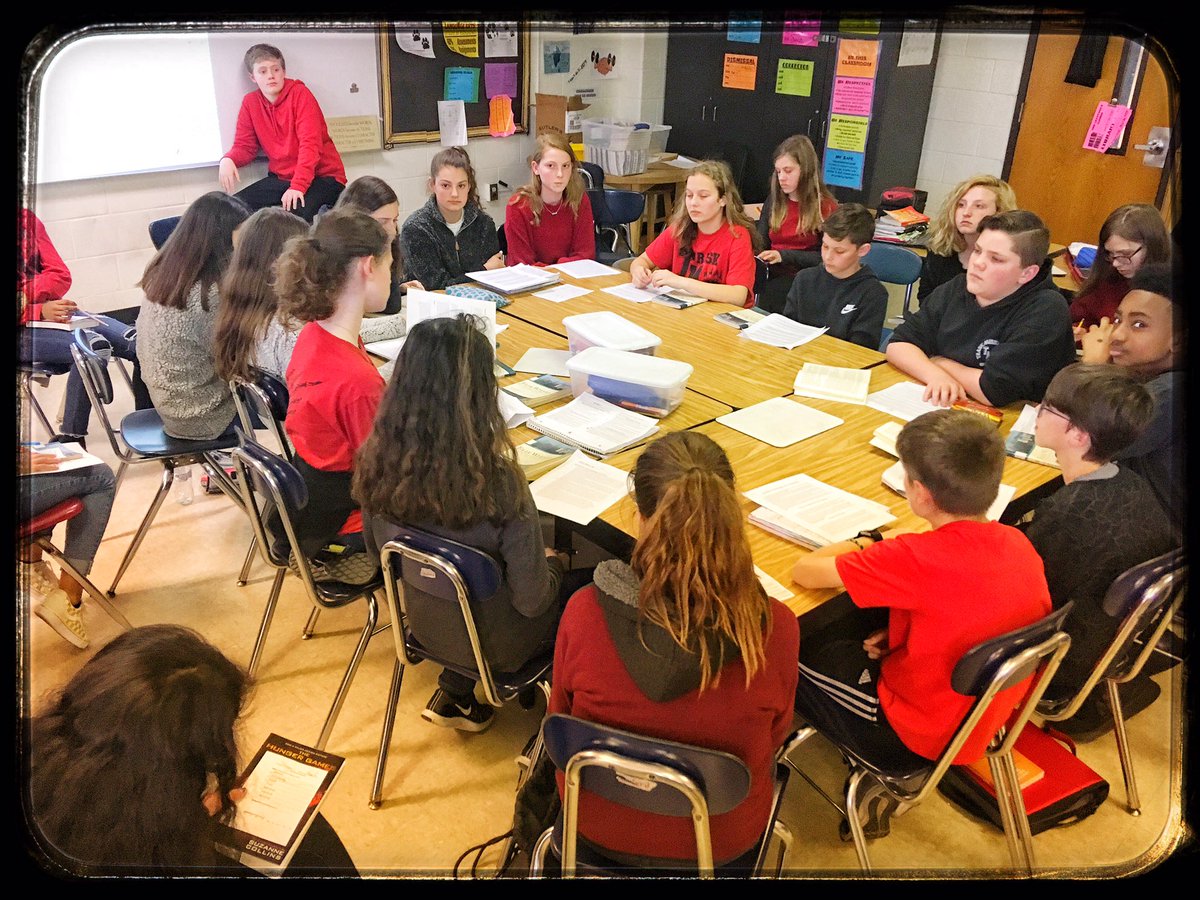 crawfordICnoble's tweet photo. Seeing these Ss participating in Socratic Seminars on challenging texts like NIGHT not only convinces me that they can #dothedifficultthings, but also gives me hope. #traskmiddle #soproud https://t.co/uEgSbziPmP
