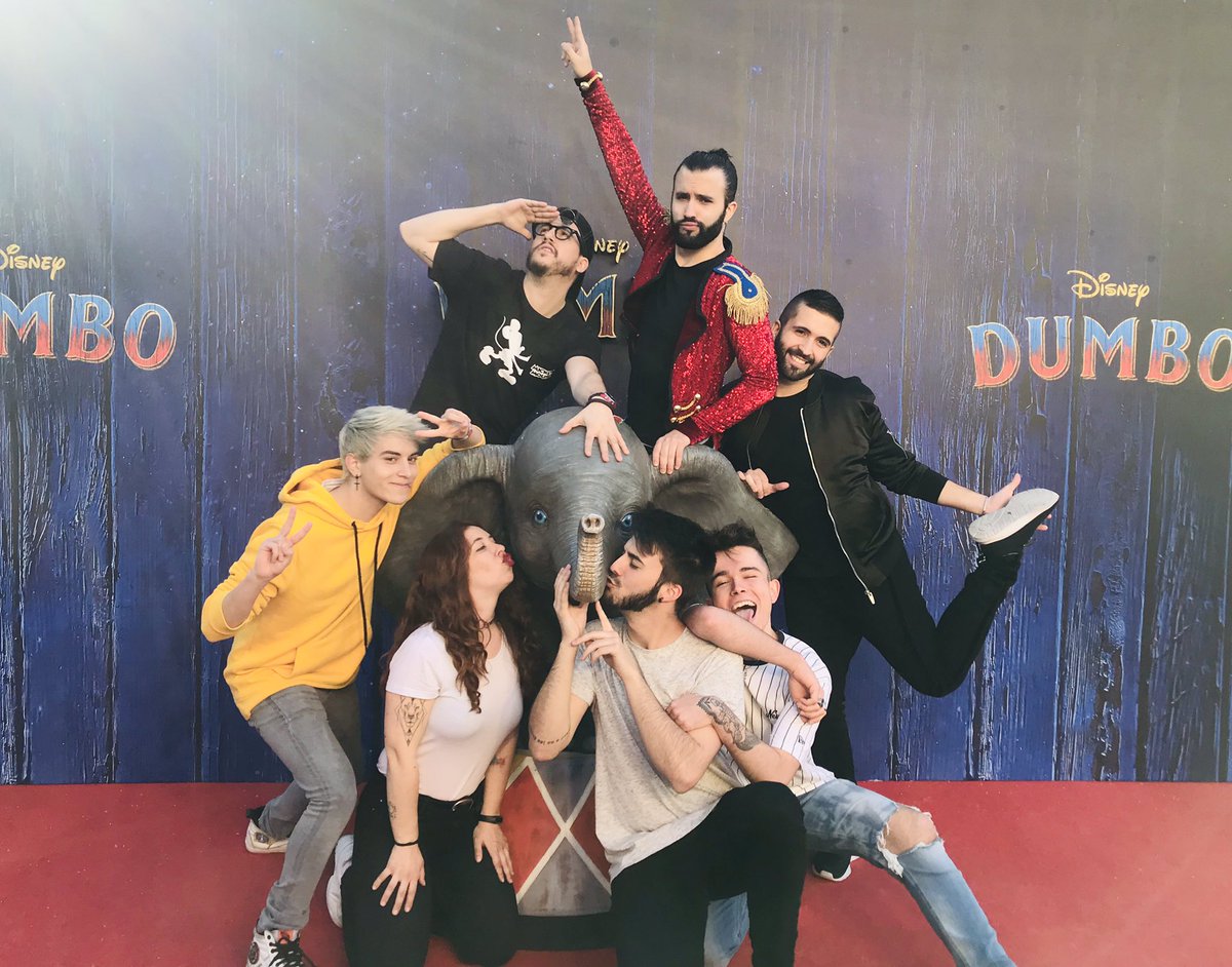 DisneySpain's tweet photo. Ellos ya han volado alto con #Dumbo. @hermoti @Keunam_ @ERRebeENE @AbiPower @oyarzunnn 29 de marzo en cines. 🎪 https://t.co/urcBccMwNP