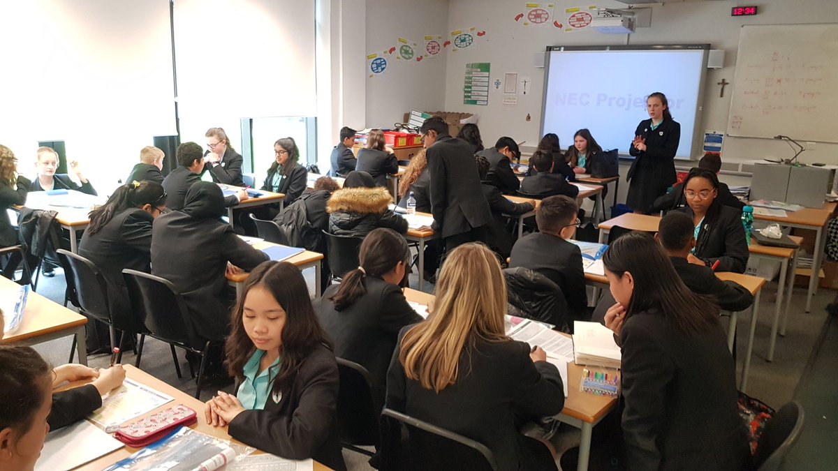 MathsSTEDMUNDS's tweet photo. Year 7 and 9 working hard on Monday's and Wednesday's maths catch-up classes. https://t.co/dmZqN2mBsI
