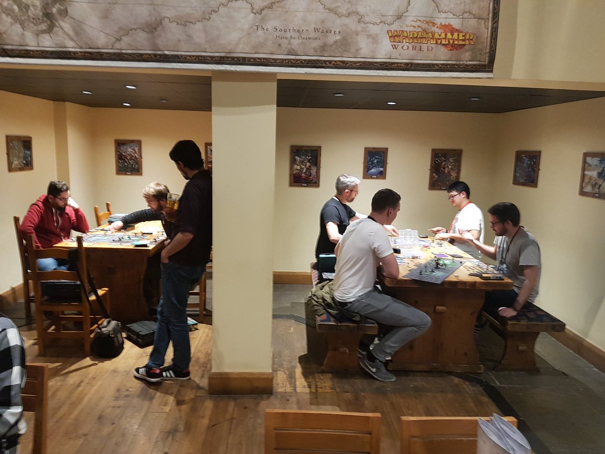 akrakenbracken's tweet photo. Its the Clash of Champions Finals in Bugmans to night! A straight knockout to decide the Studio champion! Whoo Hooo!! #warhammerunderworlds #bugmansbar #warmongers https://t.co/WIdi9gDLyp