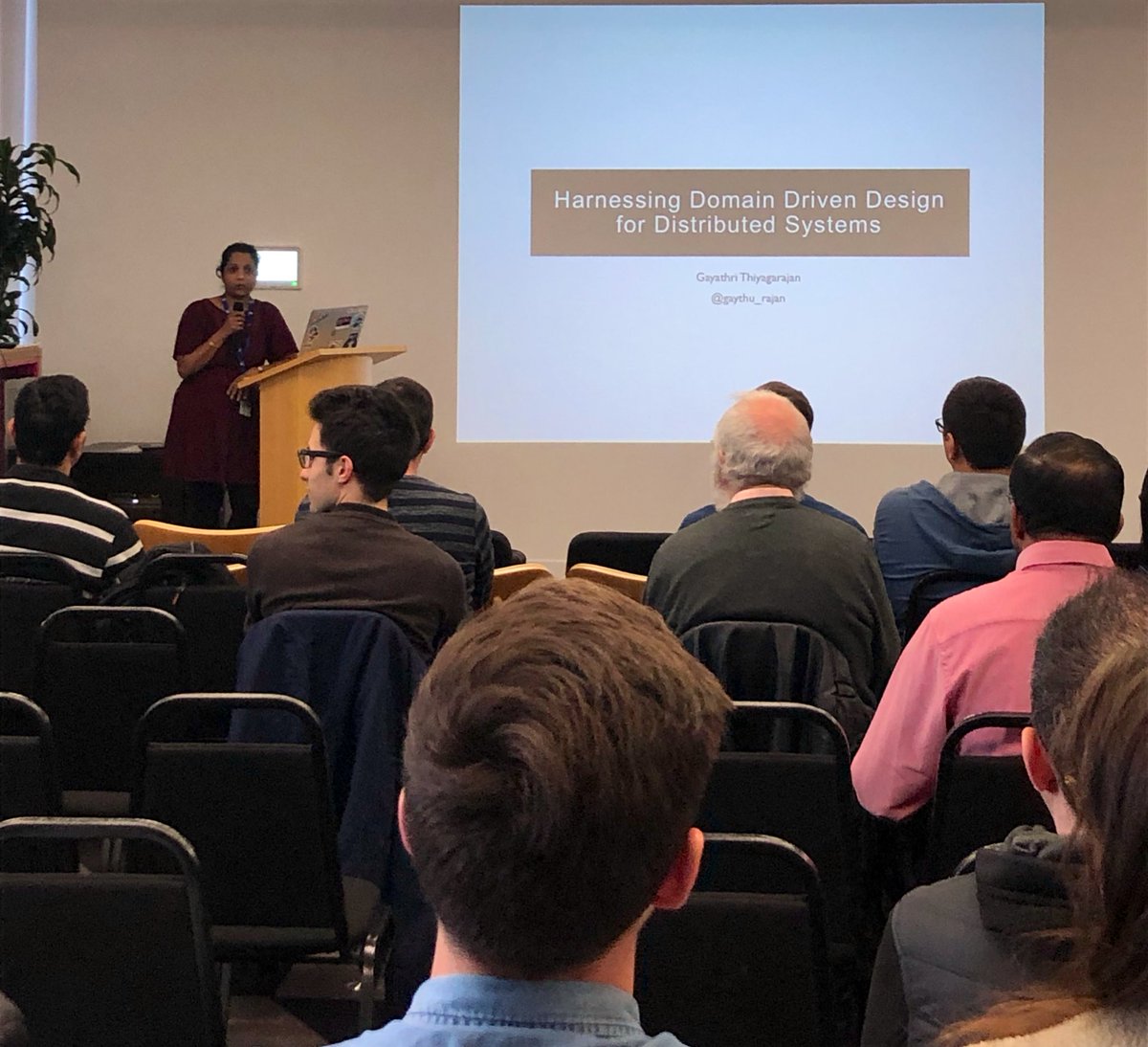 JennaPrescott09's tweet image. Expedia’s @gaythu_rajan doing an awesome job kicking off the @ExpediaGroup #javameetup 👏🏻👏🏻👏🏻 #lifeatexpedia