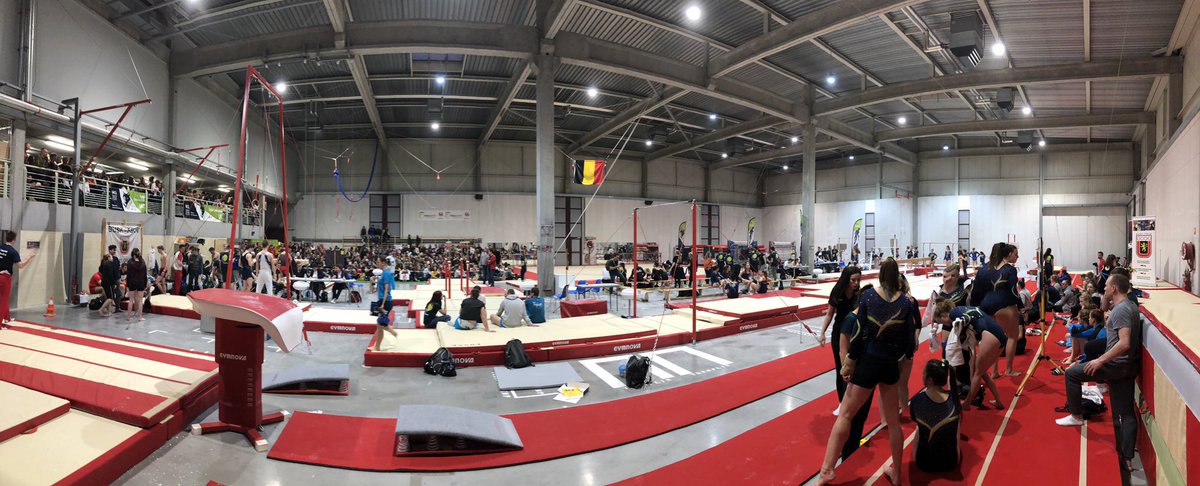 Jury voor #kuleuven op de universitaire kampioenschappen met <a href="/Wouter_vds_/">Wouter_vds</a> - remembering good old times! #sportersbelevenmeer