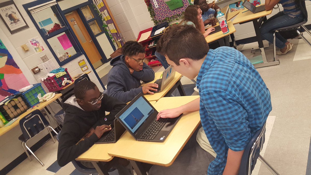 JackieMagistra's tweet photo. Trying to break out. #digitalbreakout #oneccps #latinisalive #WeAreCosby #ccpswl #CosbyWLWeek https://t.co/AAs8VzmrDm