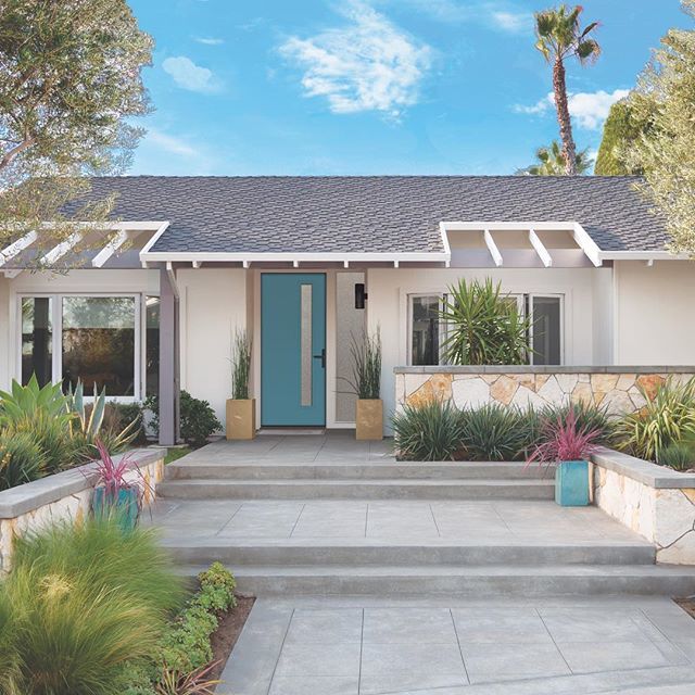 PagesWindows's tweet image. I just love a front door with a personality. Did you know we also sell doors? Give us a call and ask to speak with Justin!
#door #frontdoor #remodel #newconstruction #thinkingspring #pageswindows #popofcolor ift.tt/2CFuaD1