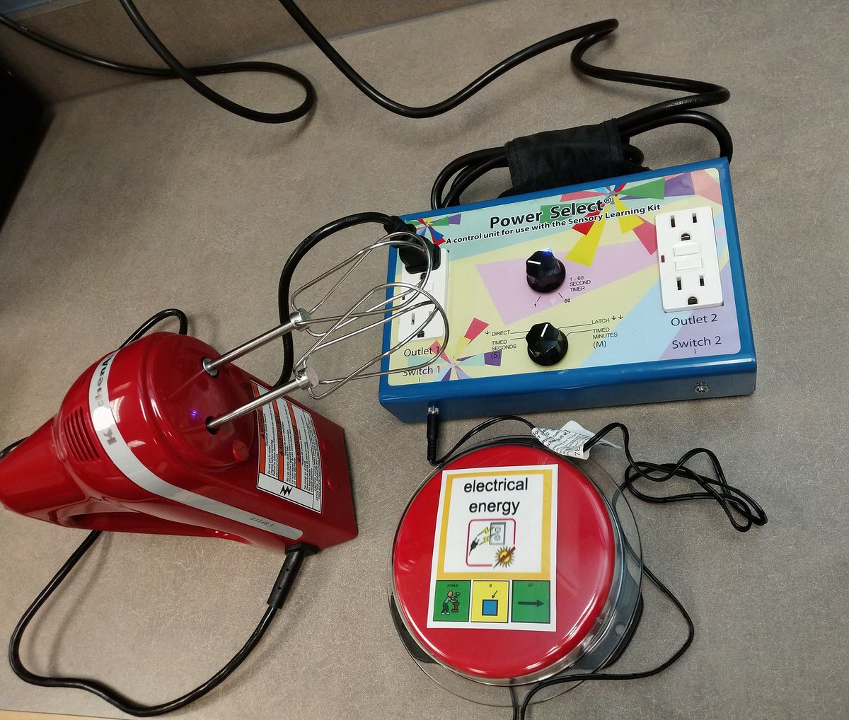 Corinne Le tweet media