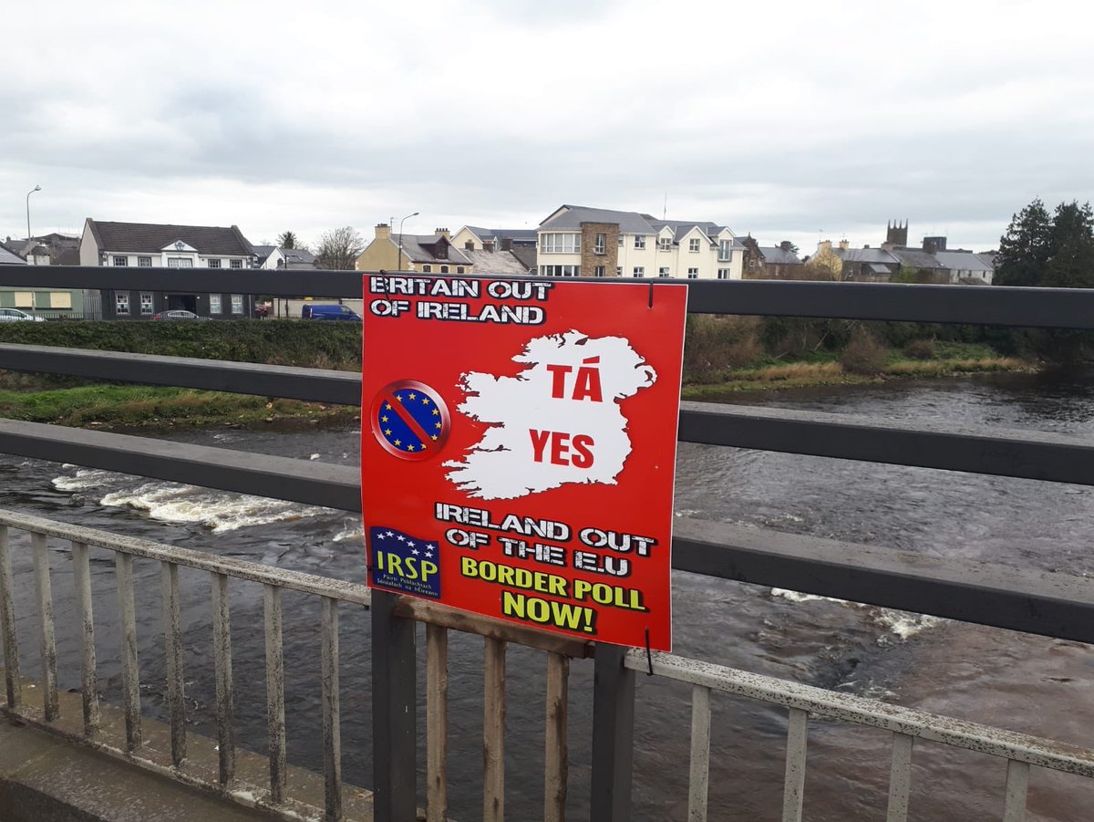 irspireland's tweet image. IRSP activists out erecting billboards at the Strabane-Lifford bridge this afternoon. 

Britain out of Ireland- Ireland out of the EU

Read our full policy document here

➡️ irsp.ie/wp-content/upl…

#YesForUnity #BorderPoll #IrishUnity #Ireland