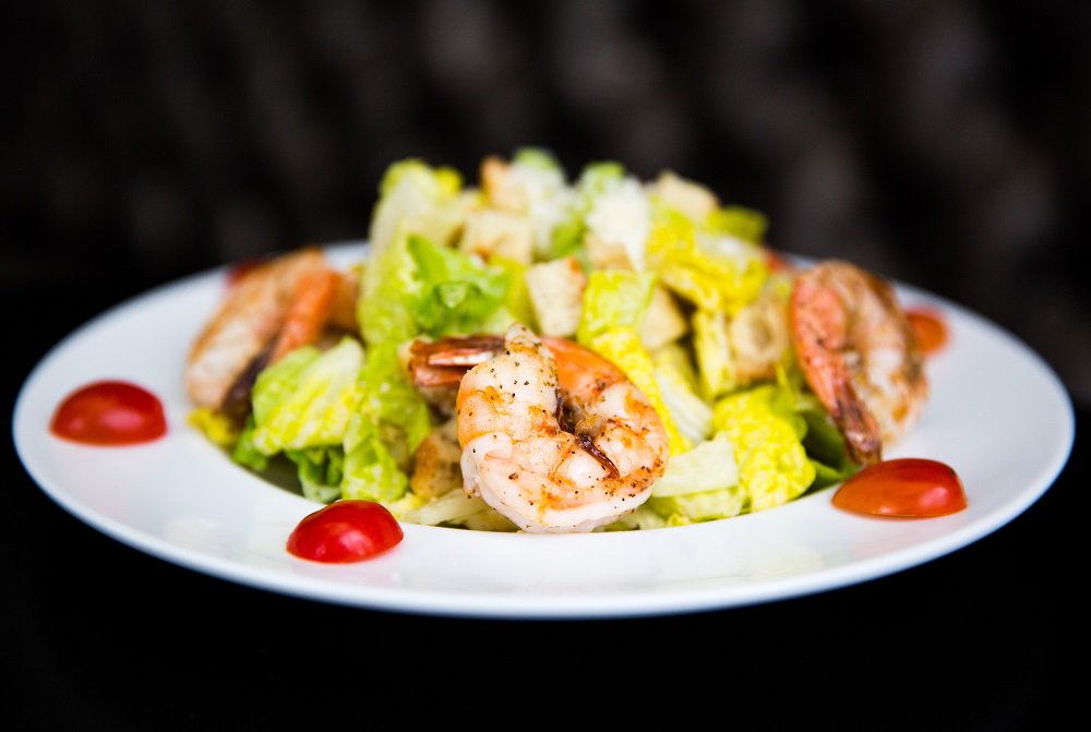kimberlyhotel's tweet photo. Brunch is calling! Join us Saturday and Sunday from 12-4 for Brunch @UpstairsNYC and try our delicious Shrimp Caesar Salad, perfect for spring. #upstairsnyc #upstairsrooftop #thekimberlyhotel #brunch #rooftopbrunch #brunchwithaview #spring #shrimpcaesar #caesarsalad #instafood https://t.co/yr6jor9edz
