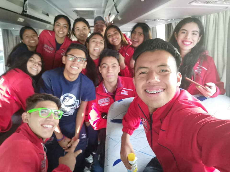 UPQoficial's tweet photo. ¡#Cardenales inician actividades en #INTERUPOLS!
Los equipos de voleibol femenil y varonil, así como futbol varonil están listos para la competencia.
En camino están los representantivos de cultura, así como el resto de los equipos deportivos. ¡Orgullosamente #HechoEnUPQ! https://t.co/ue0GeZXx0w