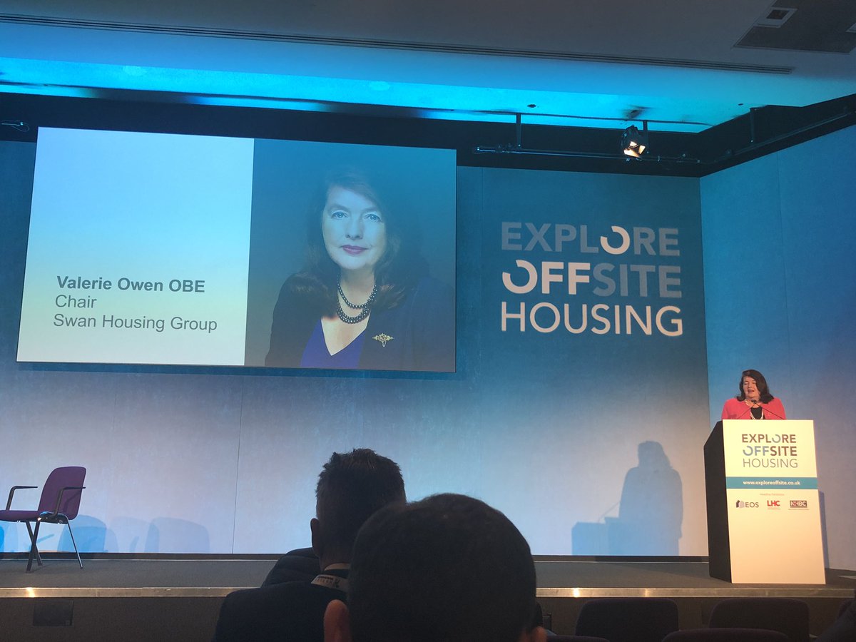 harish_ratna's tweet photo. @ExploreOffsite #Offsite conference
Kit Malthouse MP throws down the challenge to build 300,000 homes per year. innovate or disappear.!Collaboration between all needed. Many showing how they are delivering not just talking #swanhousing #homegroup #TateHindle https://t.co/3kHtT6ZPkX