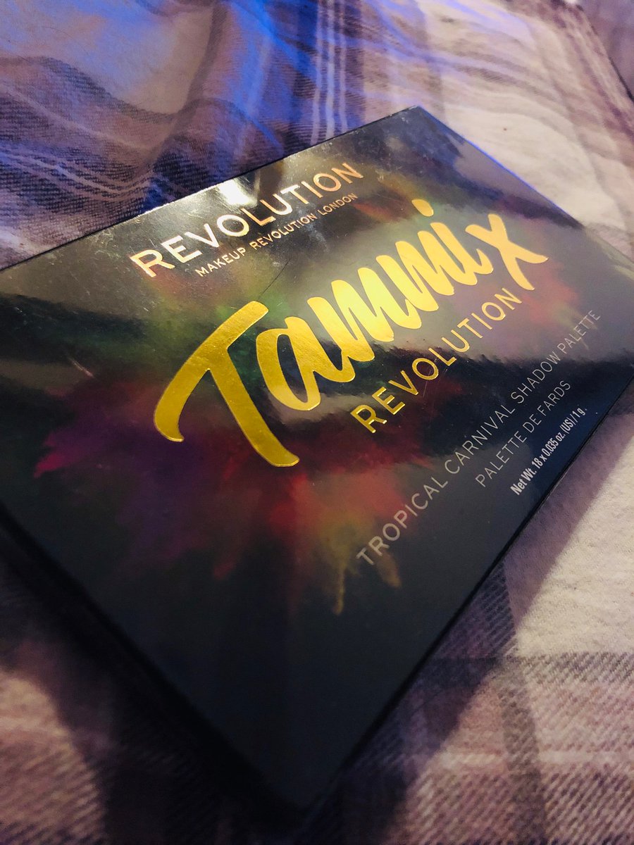 Yasss 👑💃🏽💜💙💚🧡 <a href="/makeupbytammi/">Tammi Clarke💋</a> <a href="/MakeupRVLTN/">Makeup Revolution</a>