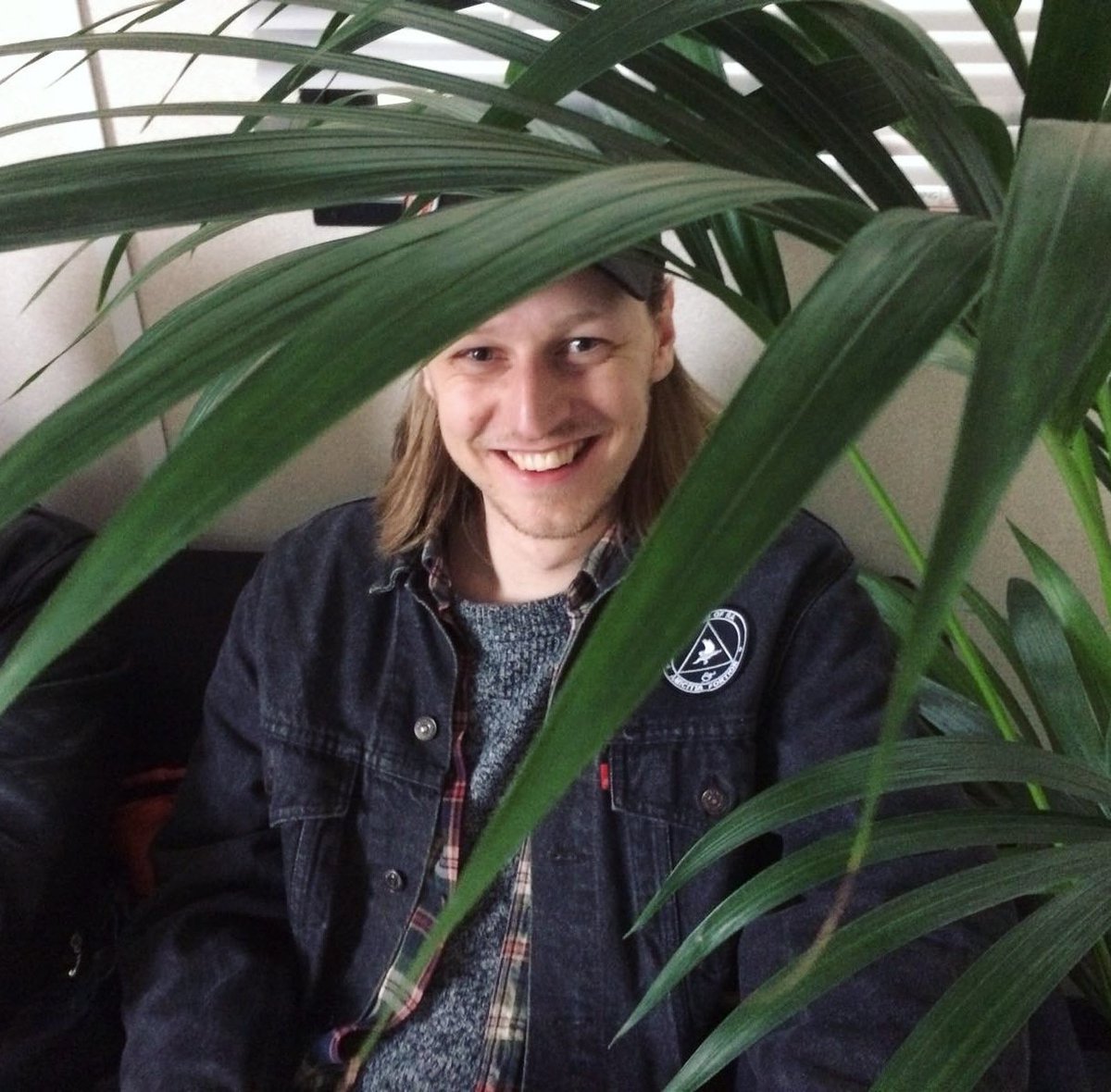 I'm interviewed on <a href="/amazingradio/">Amazing Radio</a> tonight! Tune in from 7pm to hear me waffle about <a href="/fbdrecords/">Failure By Design Records</a> stuff w <a href="/fergdufton/">Fergus Dufton</a> ft music from <a href="/SwimGoodUK/">SWIM GOOD</a> <a href="/Weatherstate/">WEATHERSTATE</a> <a href="/ITYIWtweetyou/">itoldyouiwouldeatyou</a> + loads more 🌿  amazingradio.com