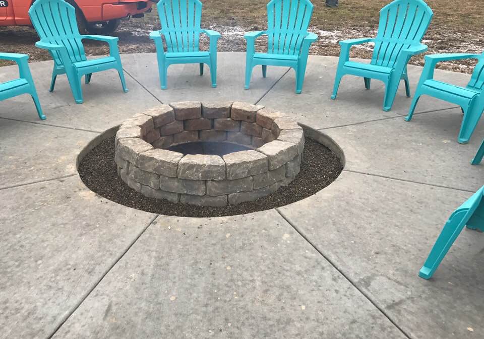 DecoConcDesign's tweet image. #decorativeconcrete #hhbservices #firepit #patio #concrete #hardscaping